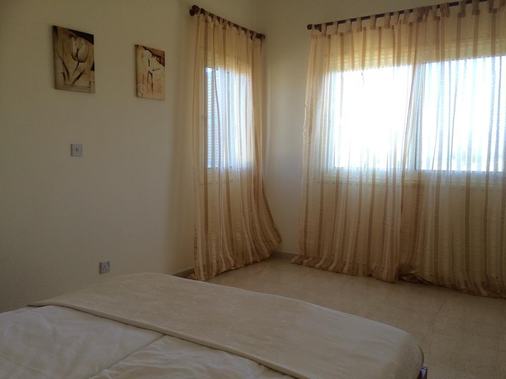 Villa Riverside Polis Zimmer foto