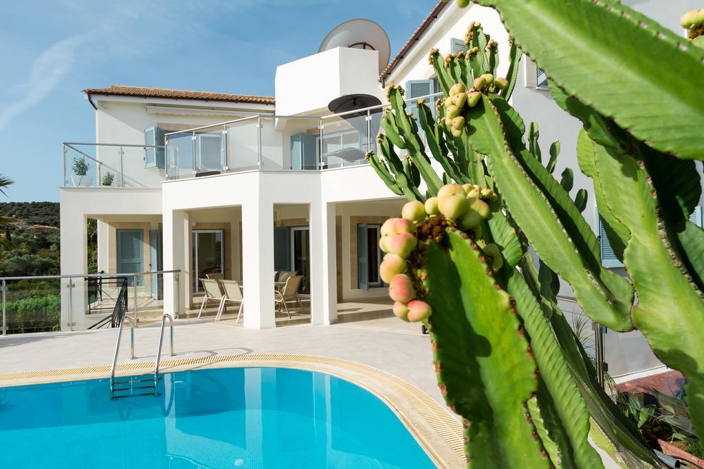 Villa Riverside Polis Exterior foto