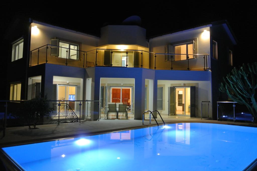 Villa Riverside Polis Exterior foto